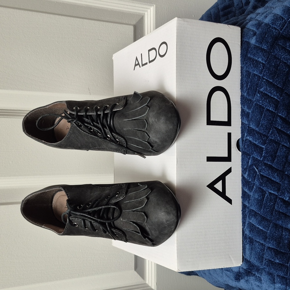 Aldo Bursley Black Leather Block Heel Shoes with Fringe, Size 39, New With Tags - Picture 7 of 12
